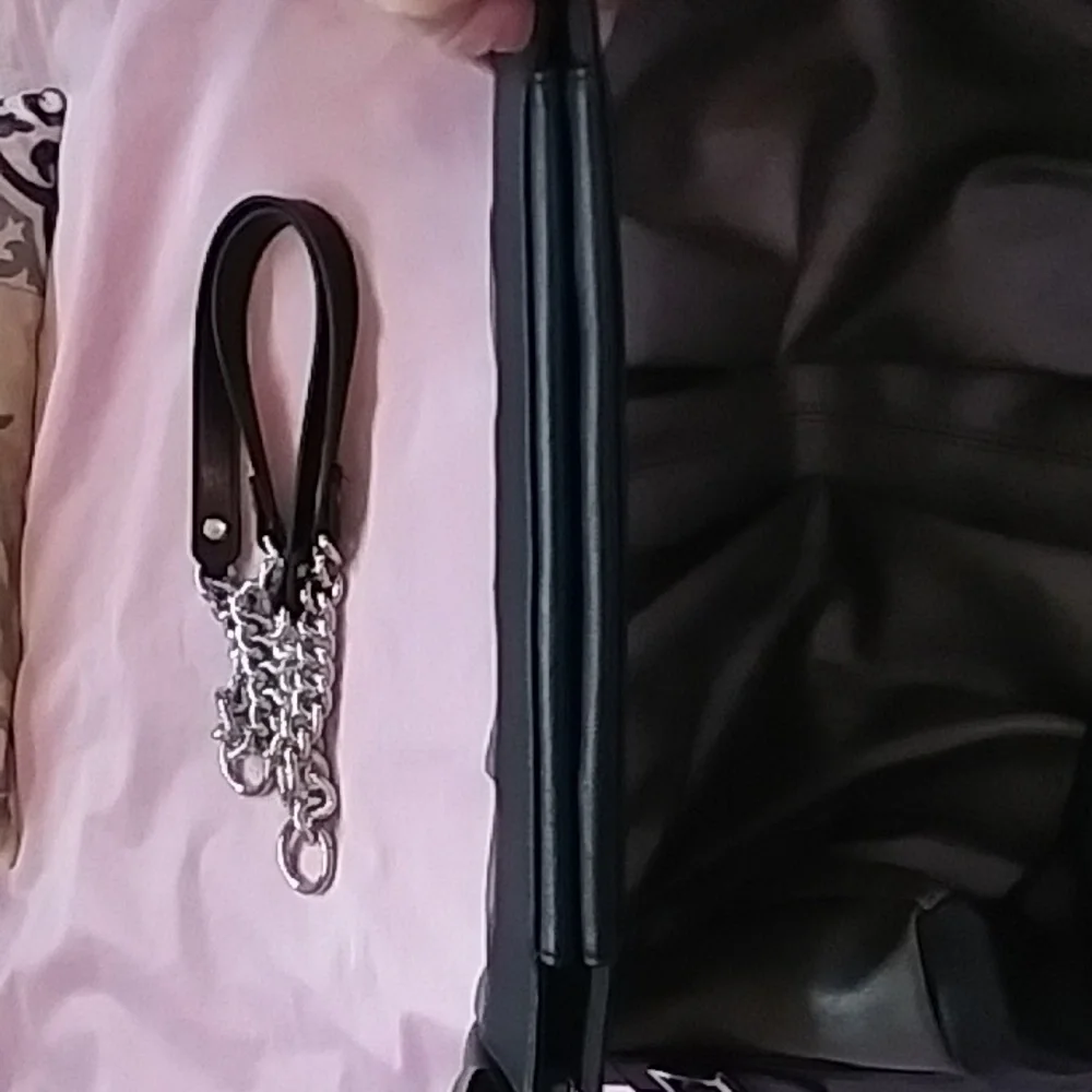 Awesome NWOT Miche Prima shell and straps. - Picture 6 of 12
